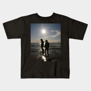 Children Silhouetted On A Beach Kids T-Shirt